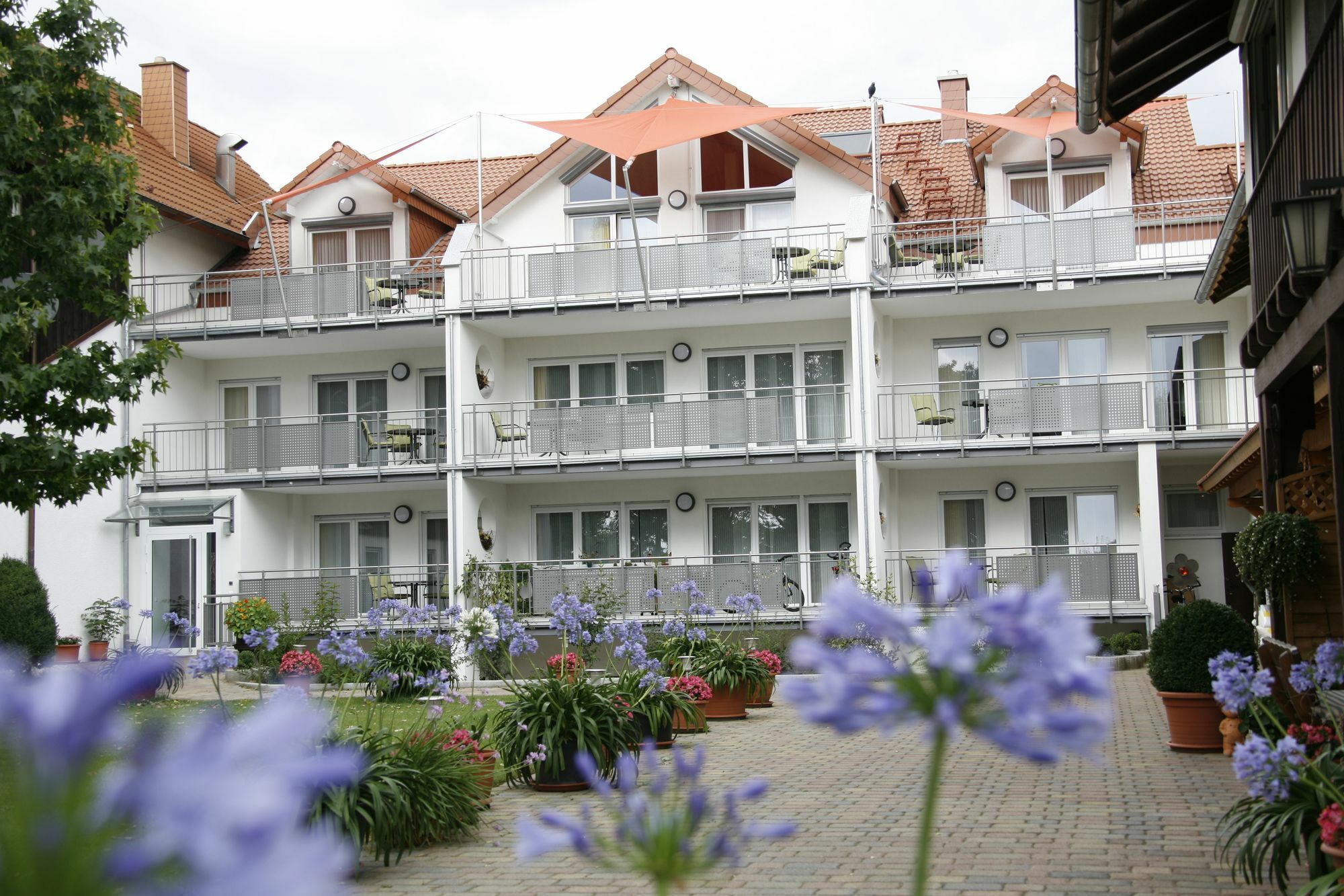 Serviced Apartments Kurpfalzhof 오프터스하임 외부 사진